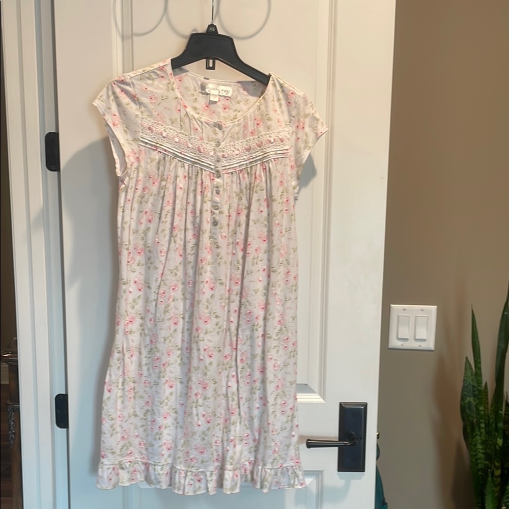 Eileen West Floral Nightgown